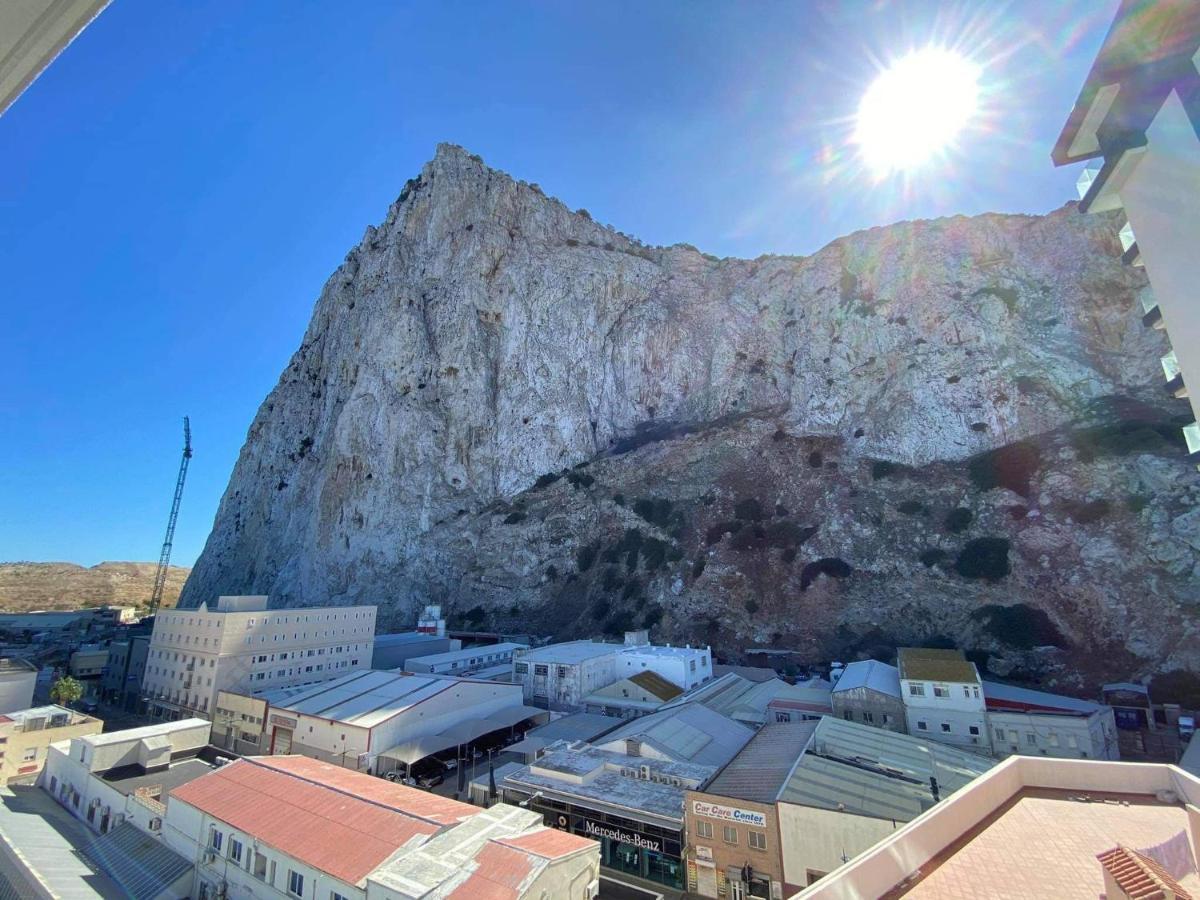 Holiday Studio Apartment Near The Beach And City Centre Gibraltar Buitenkant foto